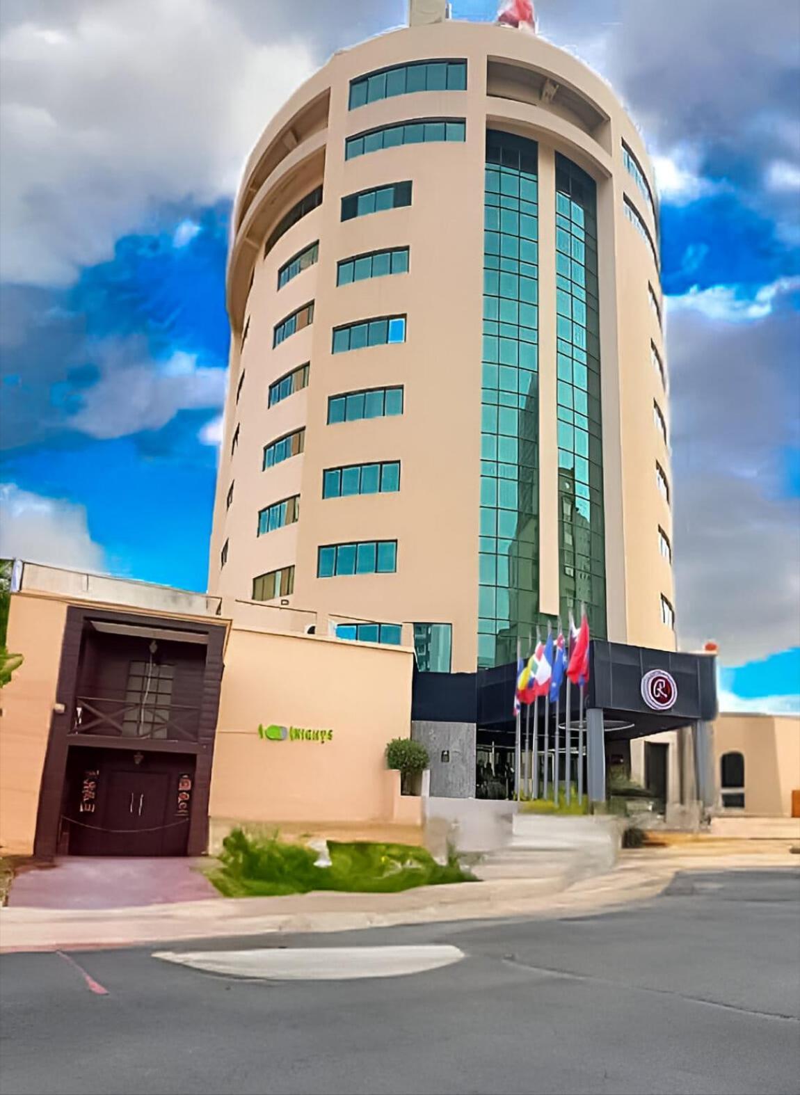 Staying Near Arad Fort: 15 Airport Hotels Compared